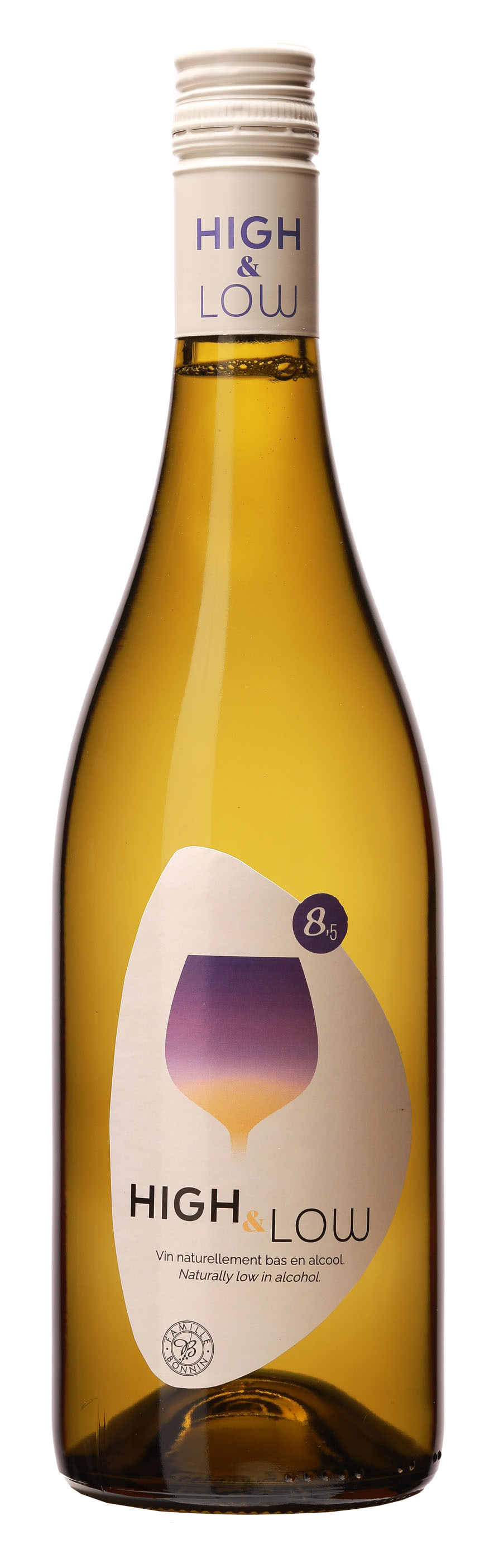 High Low blanc fond blanc